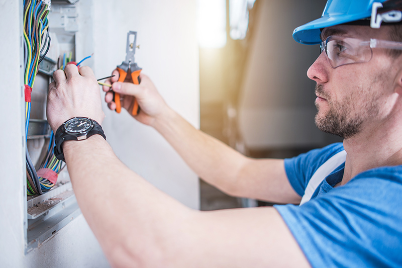 Electrician Qualifications in Portsmouth Hampshire